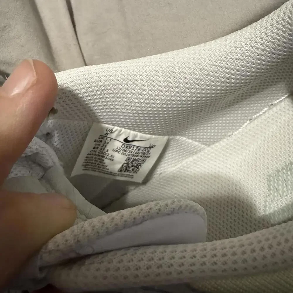 Nike Gamma Force Women’s Size 8 Sage Green White Volt Casual Platform Sneakers - Picture 8 of 8